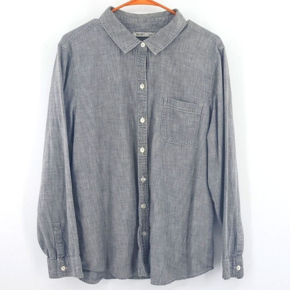 Old Navy Chambray Shirt Mens Size XL Gray Button Down Casual Normcore Everyday